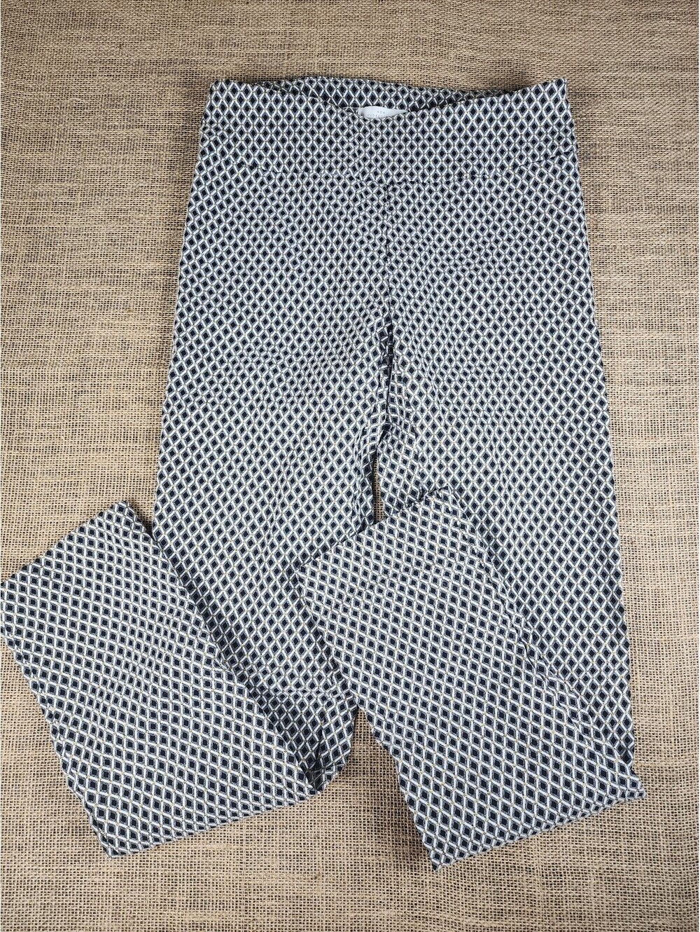 New Directions Women’s Size 6 Black White Gold Geometric Dress Pants Career